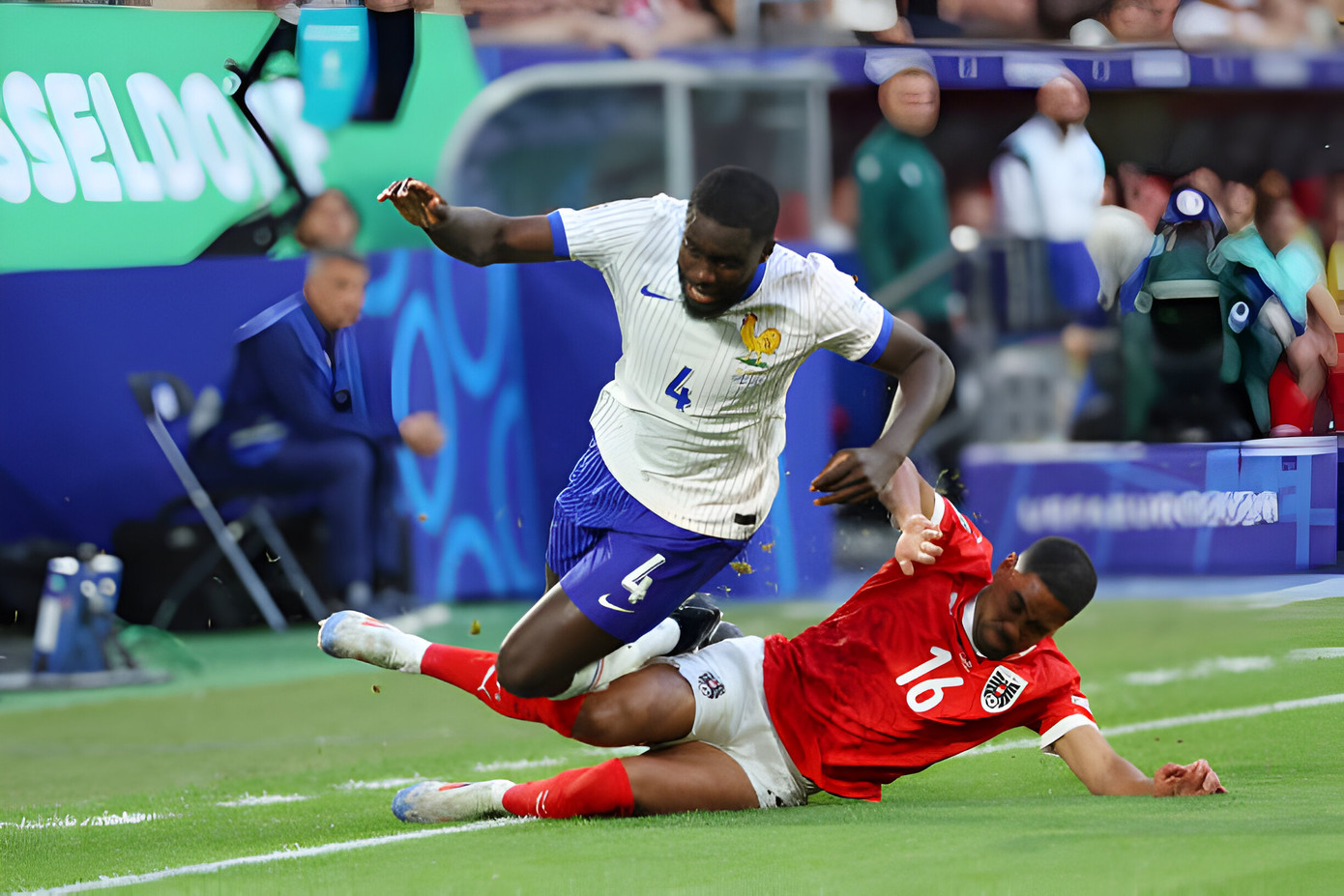 Mbappe im tiếng, tuyển Pháp nhọc nhằn vượt ải tuyển Áo ảnh 8