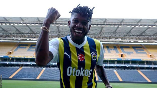 Fred đã ra mắt Fenerbahce Fred đã ra mắt Fenerbahce