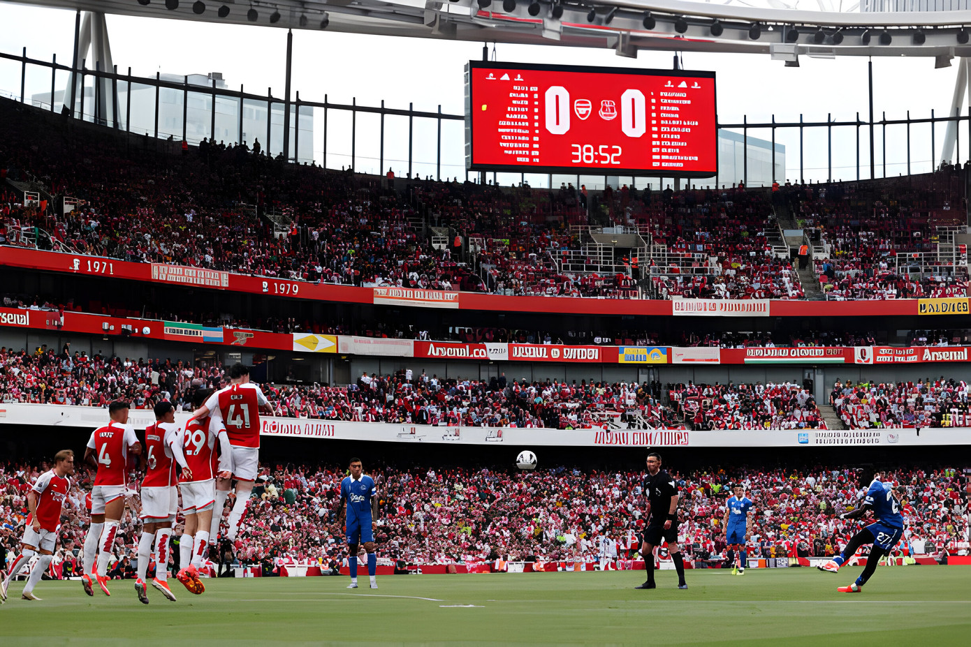 Giành chiến thắng trước Everton 2-1, Arsenal vẫn ngậm ngùi nhìn Man City nâng cúp vô địch ảnh 12 Giành chiến thắng trước Everton 2-1, Arsenal vẫn ngậm ngùi nhìn Man City nâng cúp vô địch ảnh 12