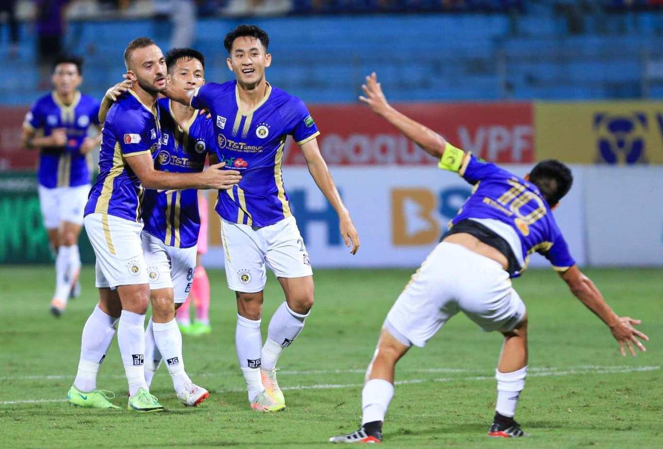 Siladij đã ghi 3 bàn từ đầu mùa