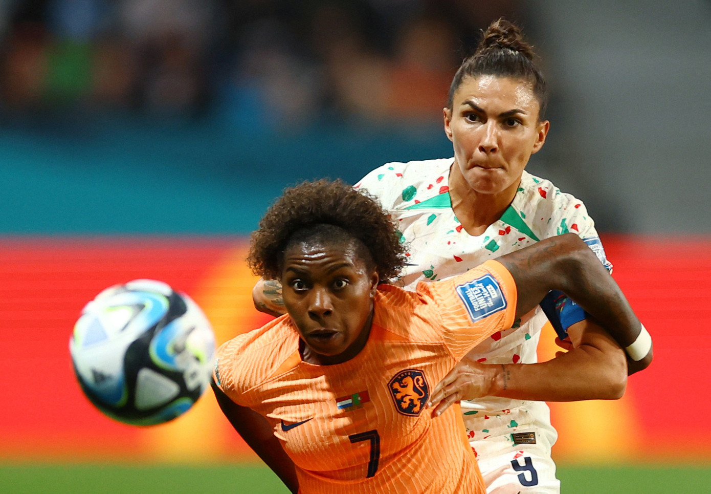 Tuyển Bồ Đào Nha đã không thể có thế trận tấn công ưng ý trước Hà Lan và họ rất muốn thay đổi Tuyển Bồ Đào Nha đã không thể có thế trận tấn công ưng ý trước Hà Lan và họ rất muốn thay đổi