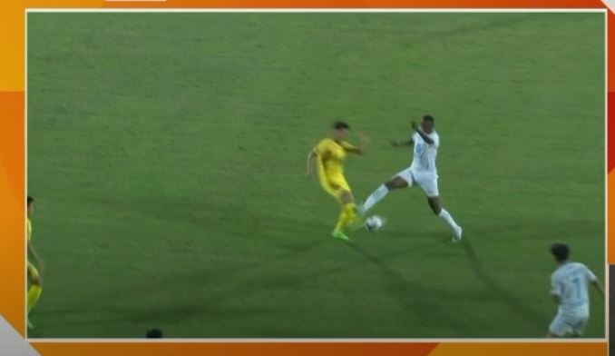 Thắng chật vật Quảng Nam, Thép Xanh Nam Định có 3 điểm đầu tiên ở LPBank V.League 1-2024/25 ảnh 3