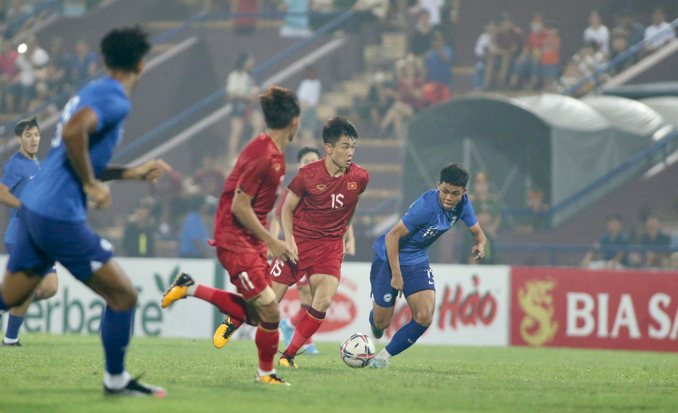 Hàng công lỡ cơ hội, hàng thủ mắc sai sót khiến U23 Việt Nam chia điểm với U23 Singapore ảnh 7 Hàng công lỡ cơ hội, hàng thủ mắc sai sót khiến U23 Việt Nam chia điểm với U23 Singapore ảnh 7