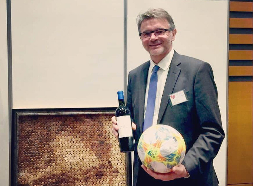 HLV Troussier có bảng vàng ấn tượng tại các đội tuyển ở châu Á và châu Phi HLV Troussier có bảng vàng ấn tượng tại các đội tuyển ở châu Á và châu Phi