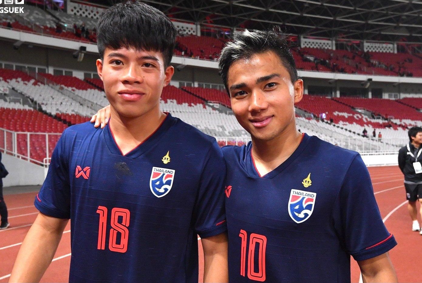 Ekanit Panya (trái) là một trong nhiều sao trẻ của Thái Lan