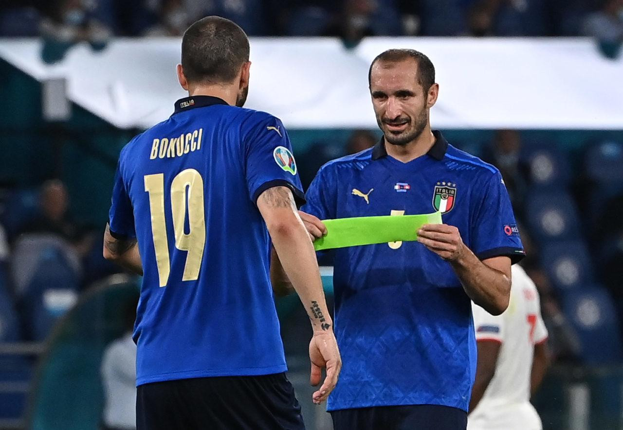 Về khoản tắc bóng, không ai hơn Bonucci và Chiellini