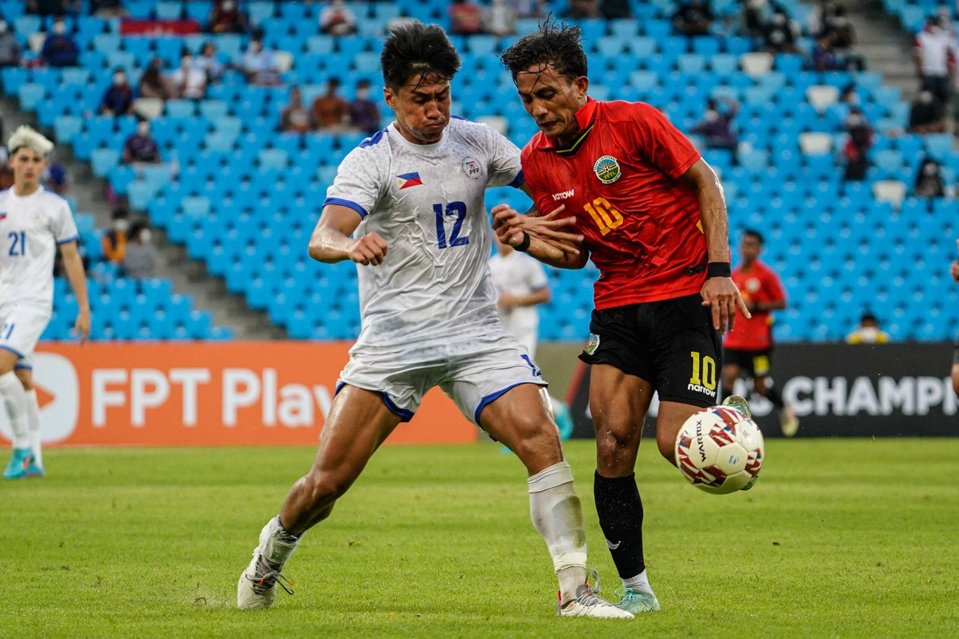 Timor Leste đặt nhiều niềm tin vào Mouzinho (phải)