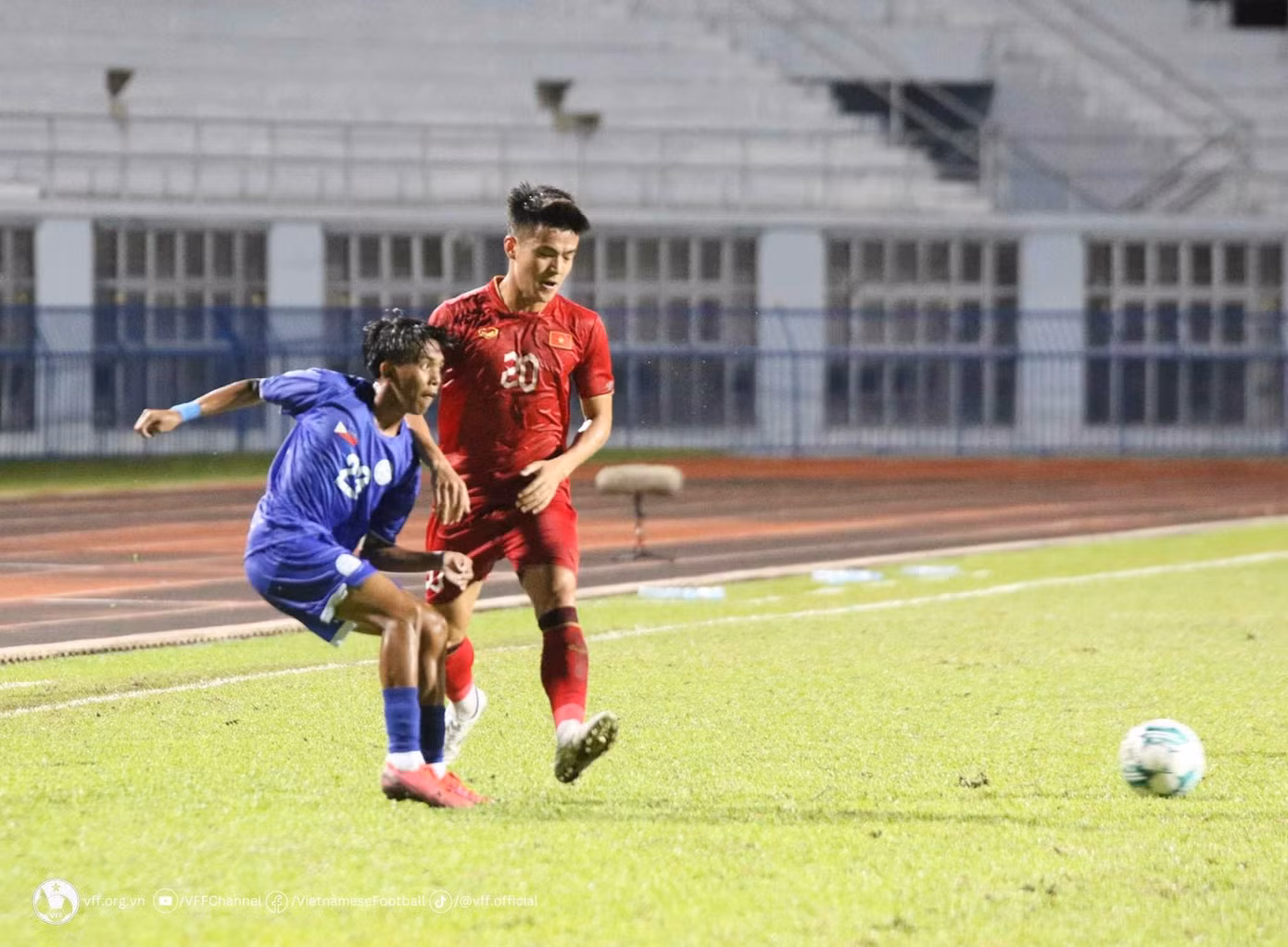 Thắng tối thiểu U23 Philippines, U23 Việt vào bán kết với ngôi đầu ảnh 3 Thắng tối thiểu U23 Philippines, U23 Việt vào bán kết với ngôi đầu ảnh 3