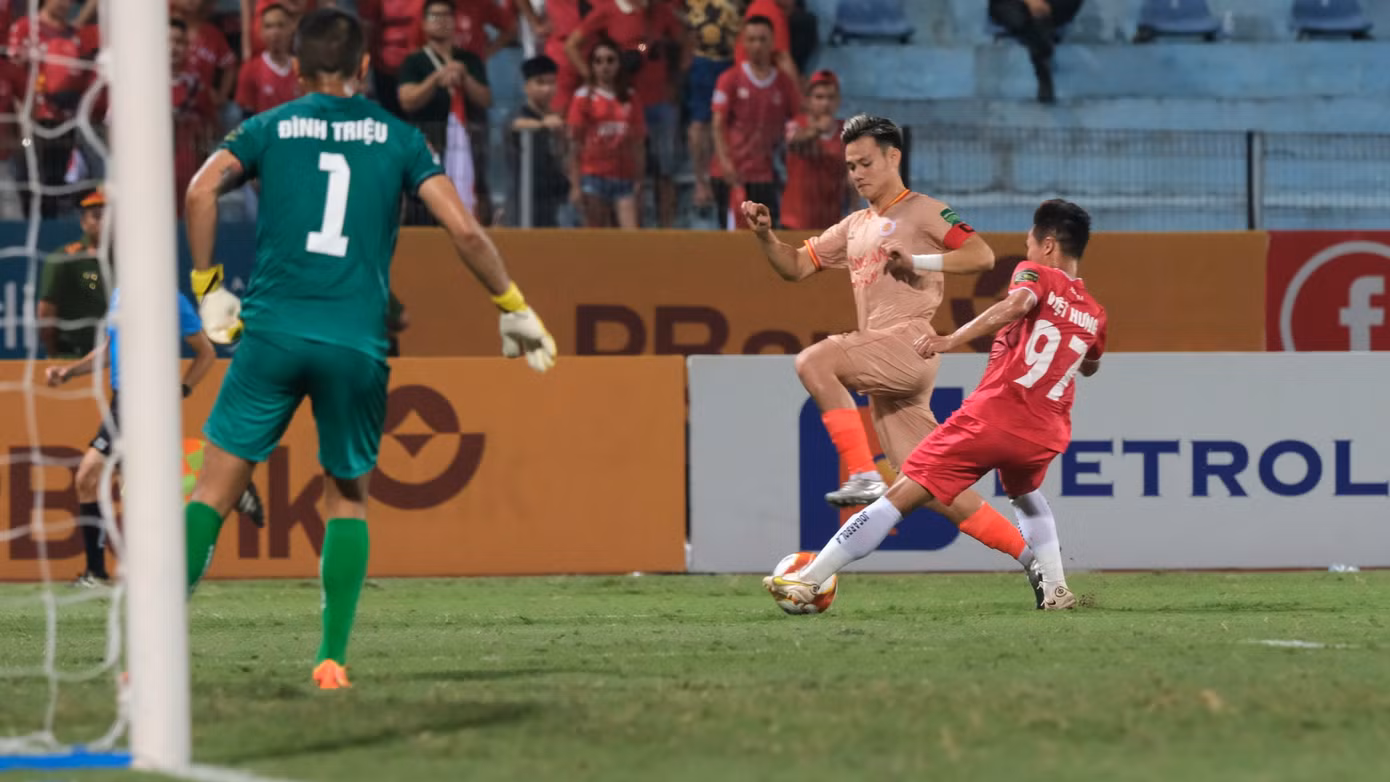 Hải Phòng gây sốc ở Hàng Đẫy, đánh bại CAHN 2-0 ảnh 13