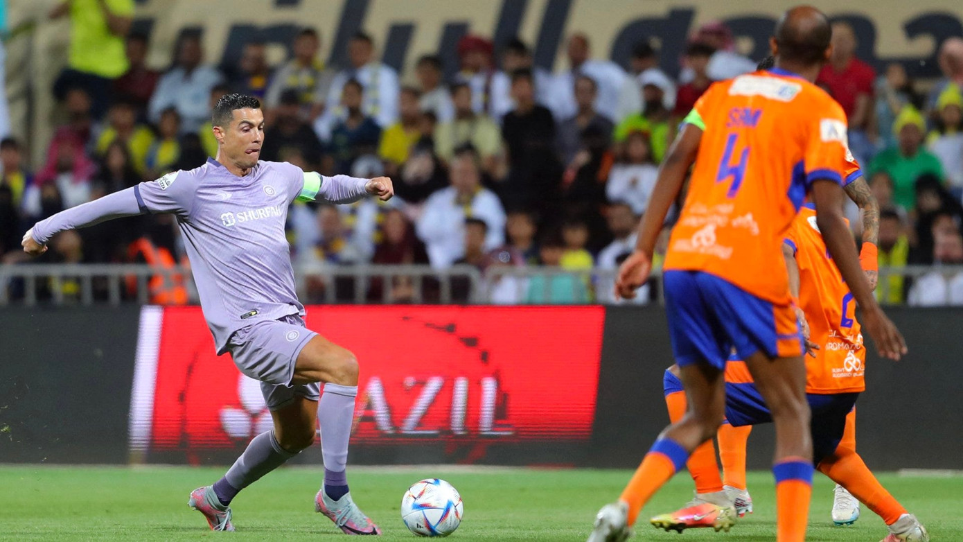 Ronaldo thi đấu không hiệu quả trước Al Feiha Ronaldo thi đấu không hiệu quả trước Al Feiha