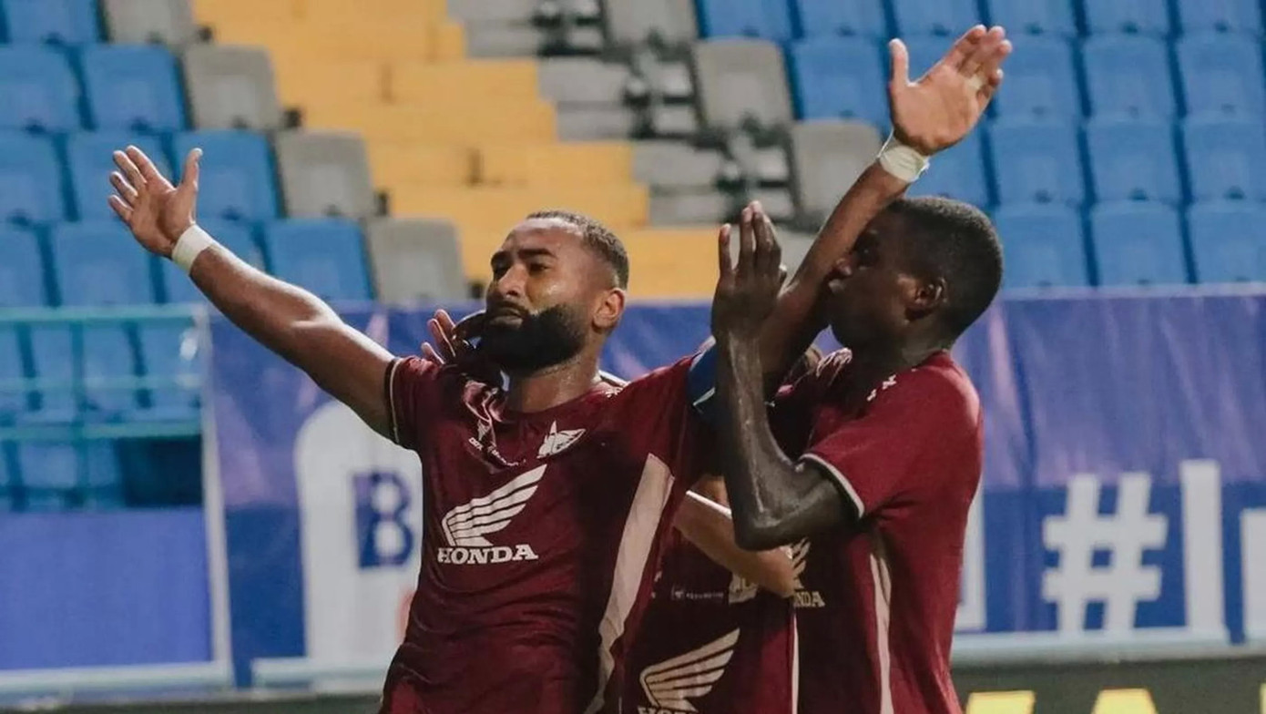 Yuran Fernandes ghi bàn giúp PSM thắng CAHN ở bán kết lượt đi