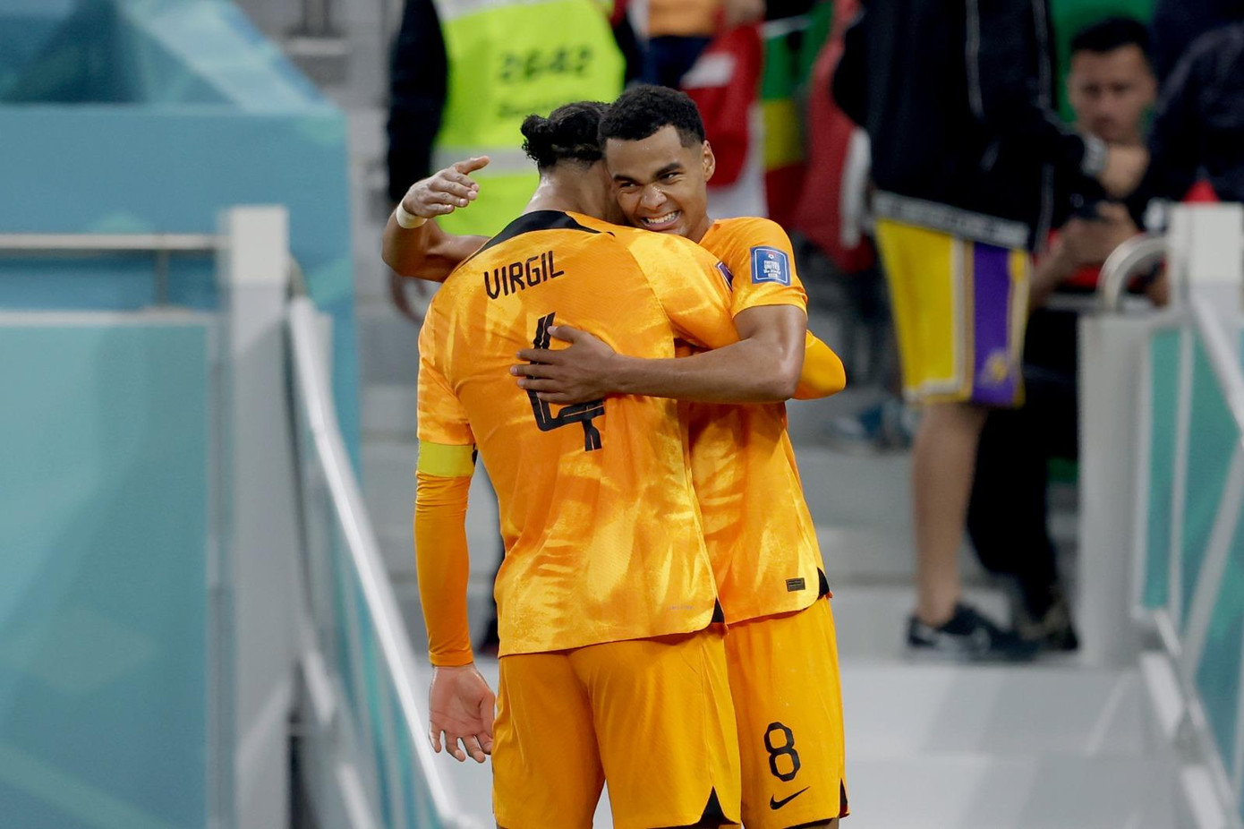 World Cup 2022: Hà Lan chật vật vượt qua Senegal nhờ 2 bàn thắng muộn ảnh 17