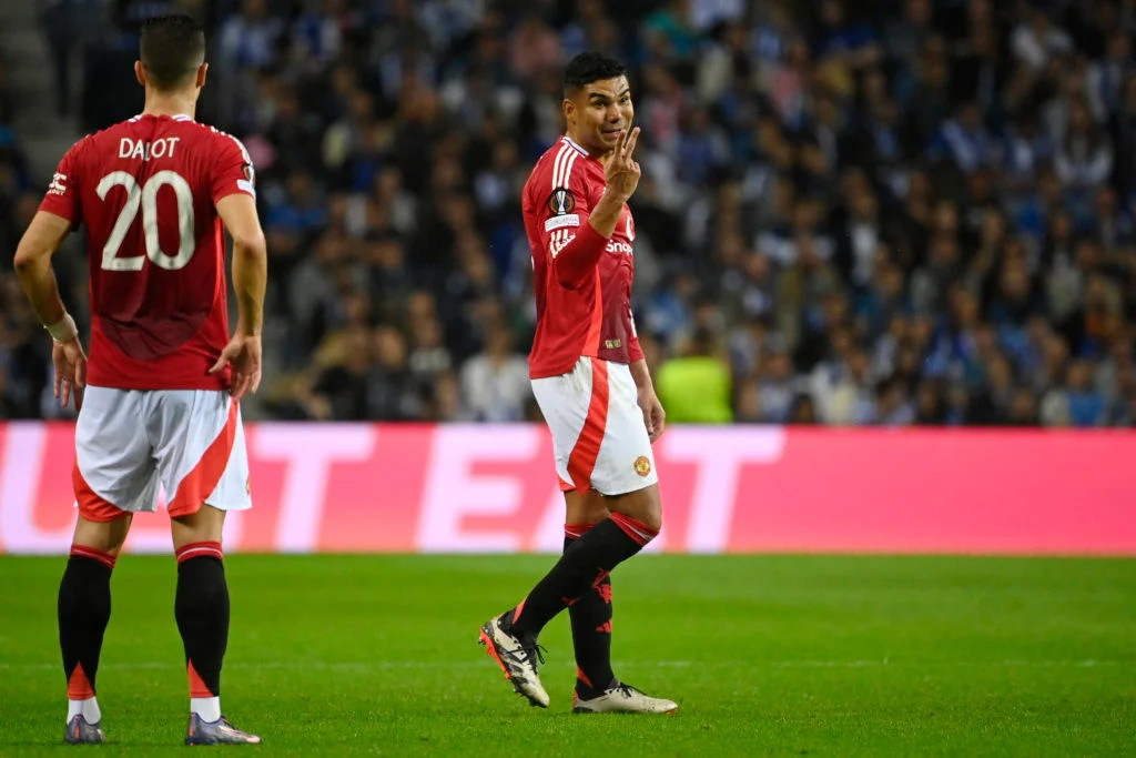 Các cầu thủ phòng ngự của MU đang chơi rất tệ