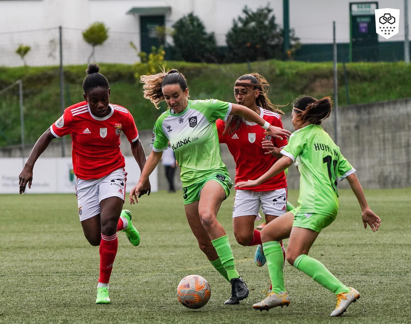Lank thua kém Benfica nên nhận thất bại dễ dàng Lank thua kém Benfica nên nhận thất bại dễ dàng