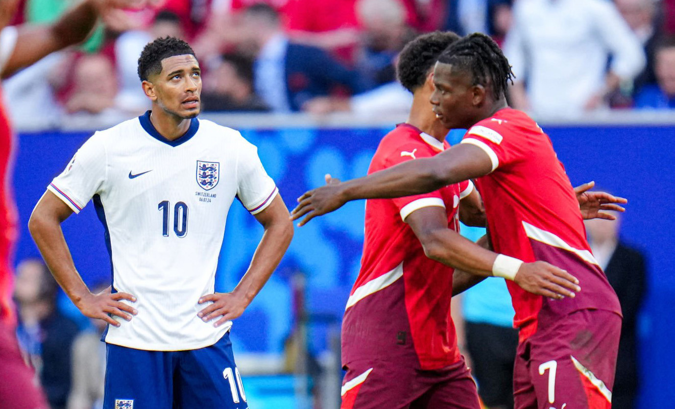 ĐT Anh gặp bế tắc trong tấn công