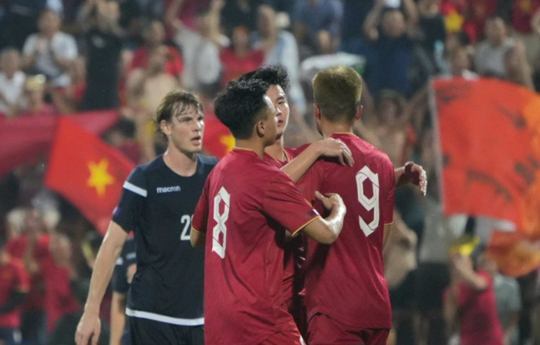 Hiệp 2 bùng nổ, U23 Việt Nam hạ U23 Guam 6-0 ảnh 24