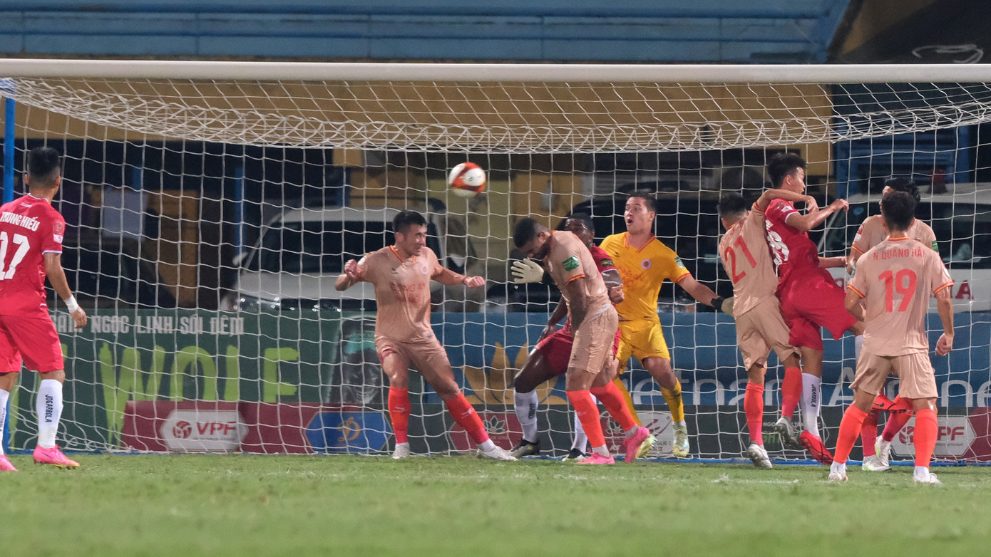 Hải Phòng gây sốc ở Hàng Đẫy, đánh bại CAHN 2-0 ảnh 16 Hải Phòng gây sốc ở Hàng Đẫy, đánh bại CAHN 2-0 ảnh 16
