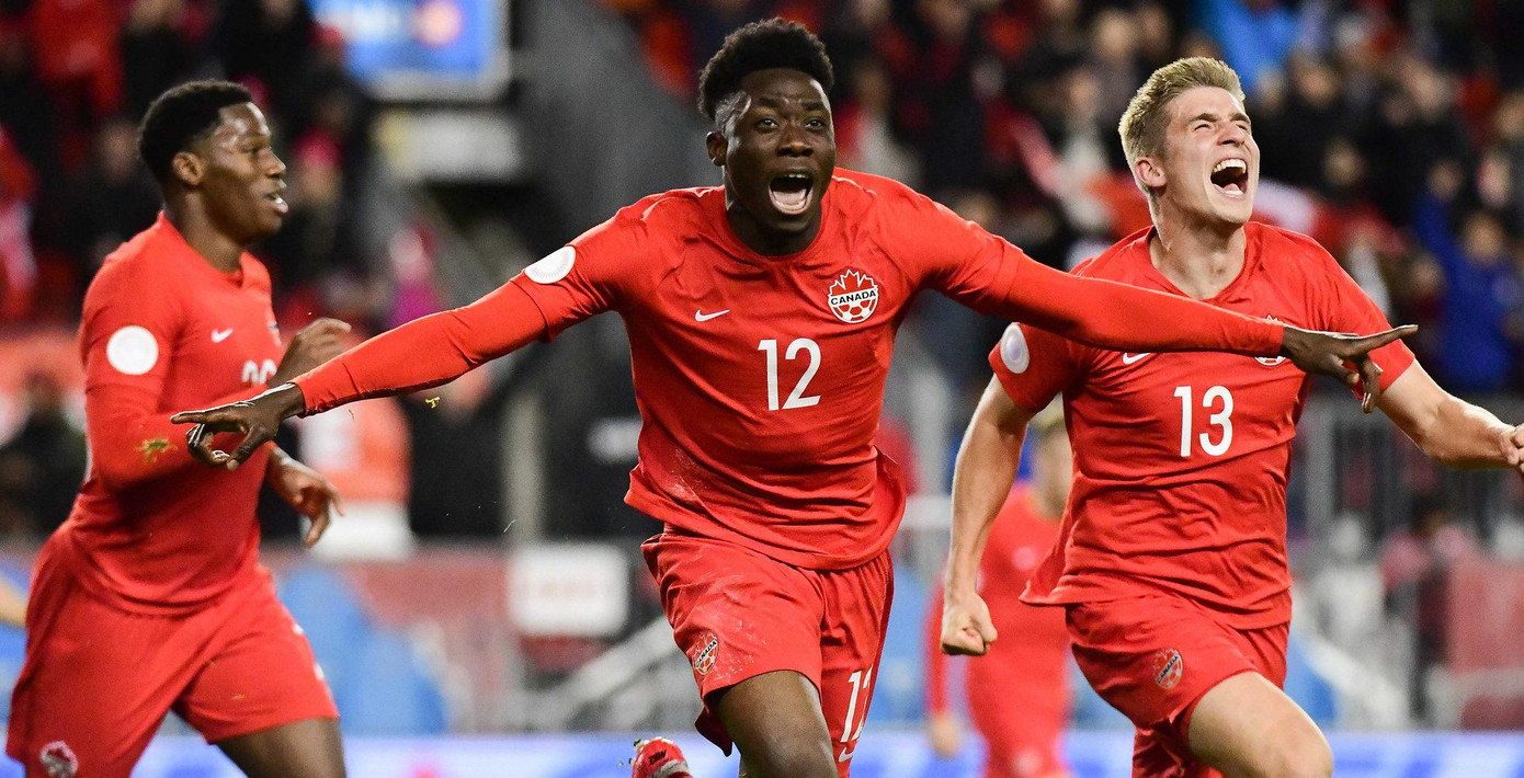 Alphonse Davies là ngôi sao số 1 của tuyển Canada Alphonse Davies là ngôi sao số 1 của tuyển Canada