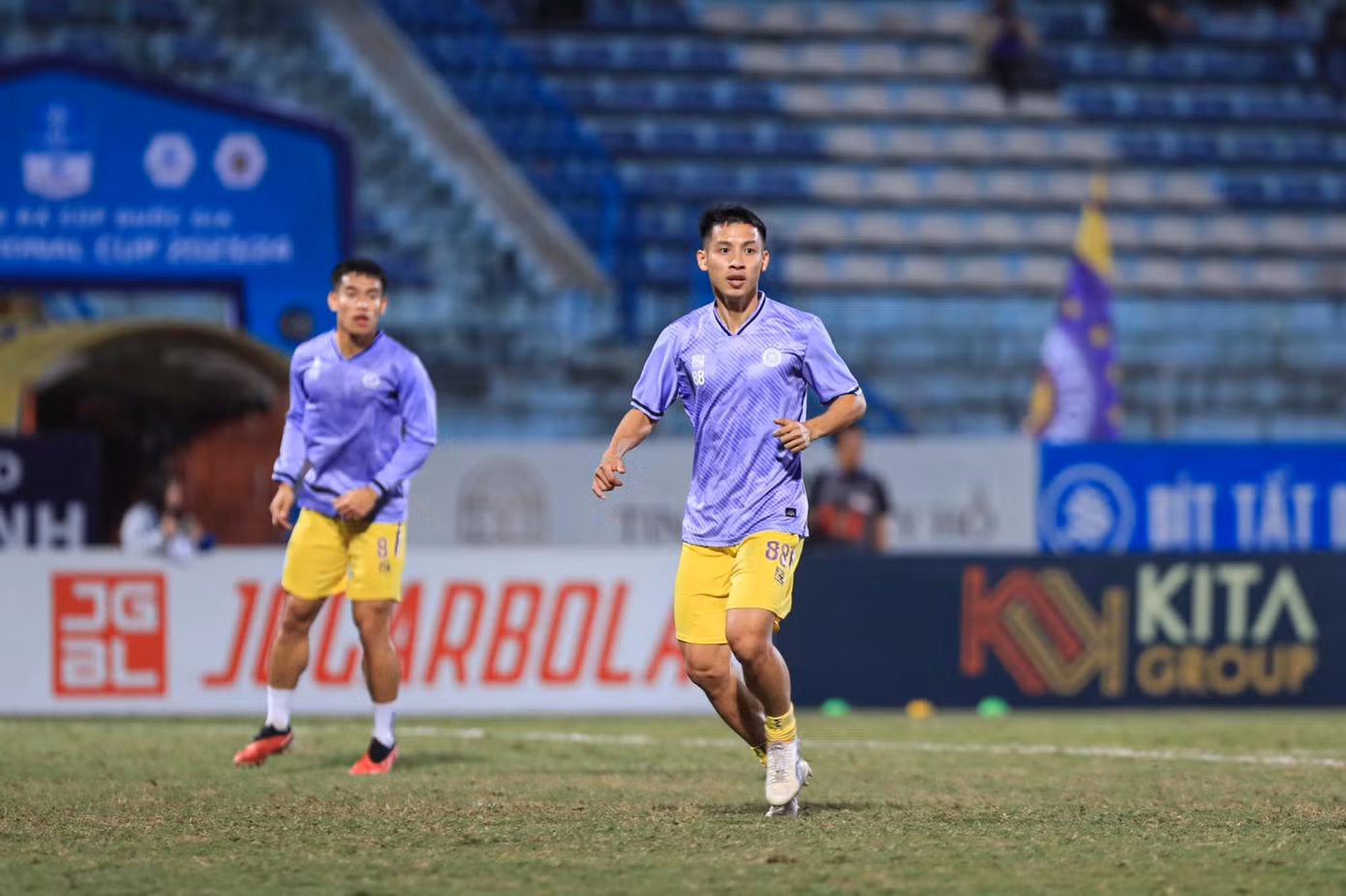 Ngoại binh tỏa sáng, Hà Nội FC vượt qua Hà Tĩnh ở Cúp Quốc gia 2024 ảnh 4 Ngoại binh tỏa sáng, Hà Nội FC vượt qua Hà Tĩnh ở Cúp Quốc gia 2024 ảnh 4