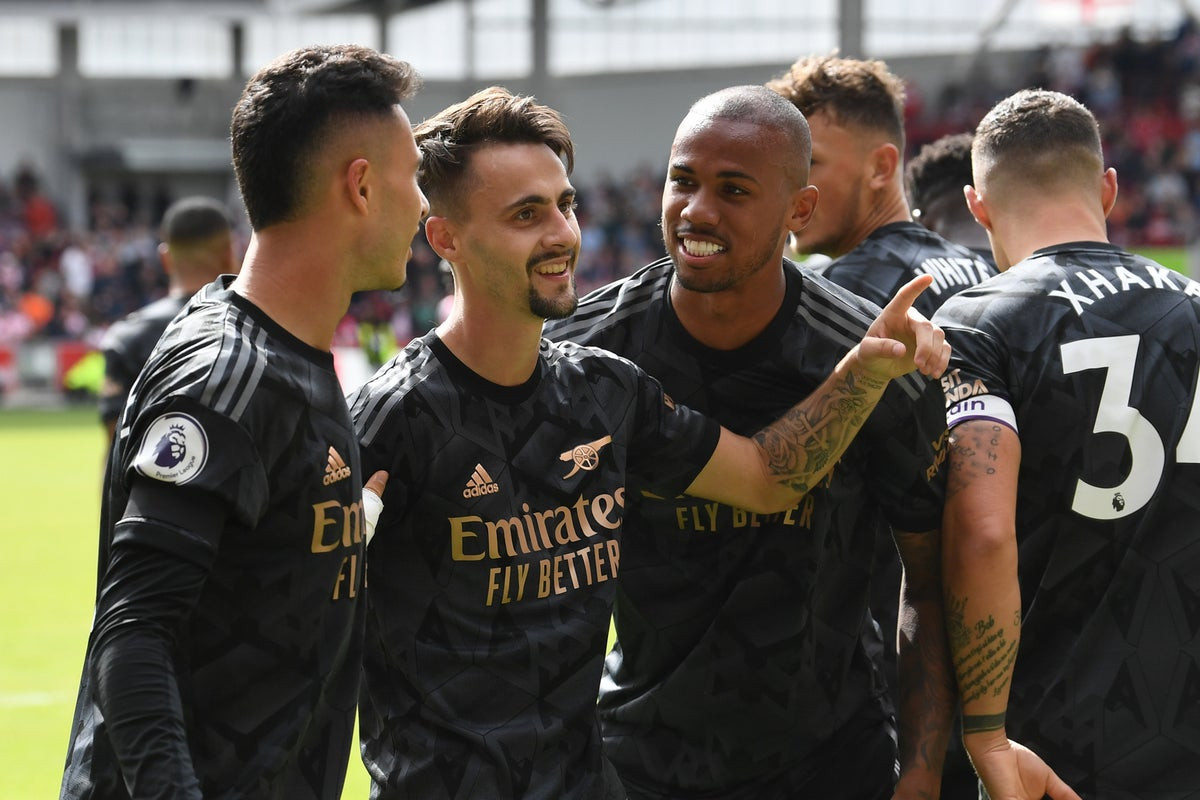 Đại thắng Fullham, Arsenal vững ngôi đầu ảnh 8