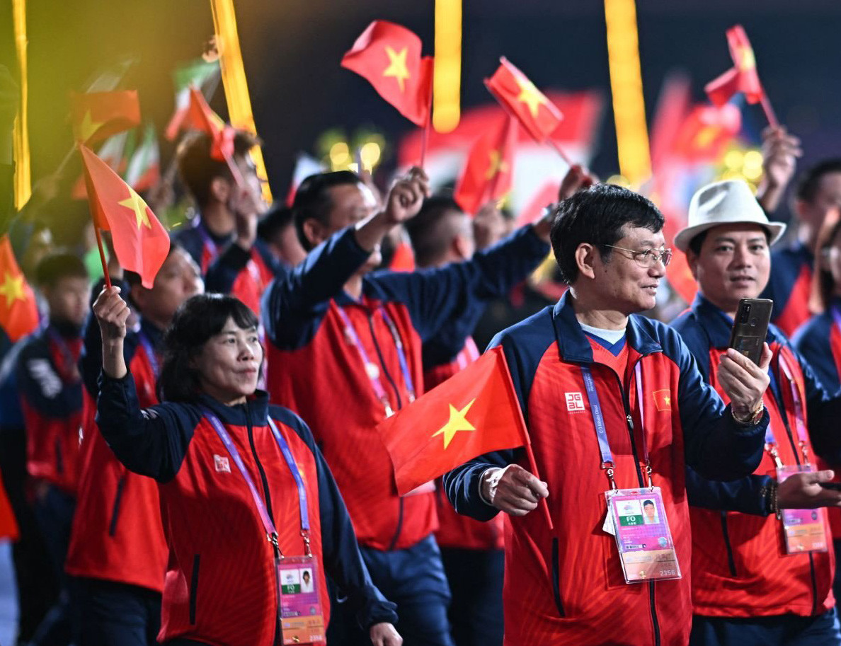 Đoàn thể thao Việt Nam trong lễ bế mạc Asiad 19 Đoàn thể thao Việt Nam trong lễ bế mạc Asiad 19