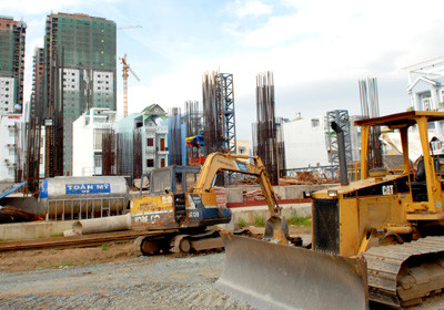 Một số dự án bất động sản đang thiếu vốn triển khai công trình