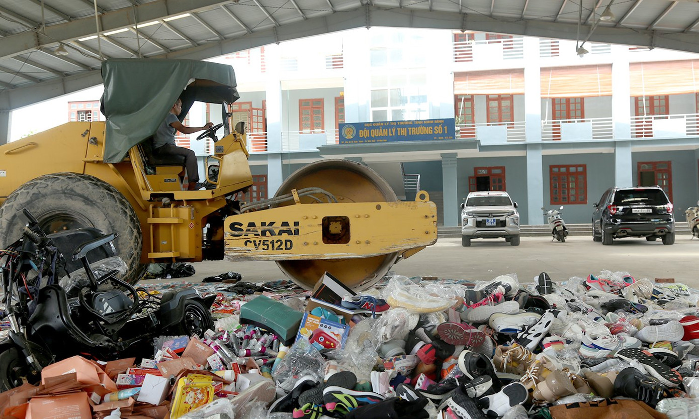 Số tang vật không nguồn gốc bị nghiền nát. Số tang vật không nguồn gốc bị nghiền nát.