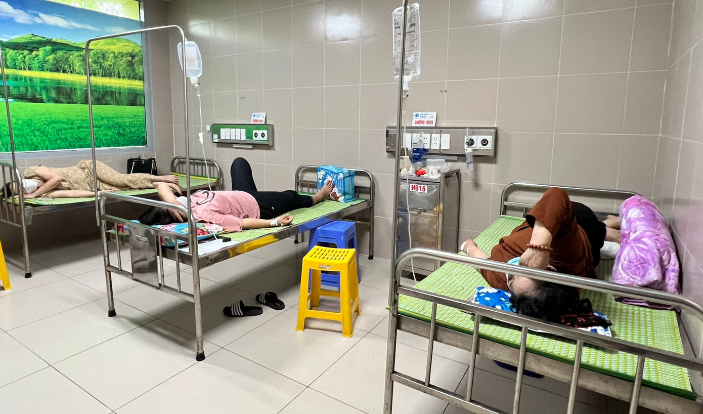 Nhiều người nhập viện do ngộ độc thực phẩm. Ảnh: Trung Du. Nhiều người nhập viện do ngộ độc thực phẩm. Ảnh: Trung Du.