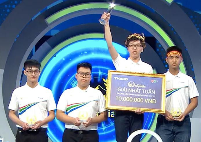 Duy Thái là nam sinh đầu tiên của trường Tống Văn Trân giành vòng nguyệt quế tuần Duy Thái là nam sinh đầu tiên của trường Tống Văn Trân giành vòng nguyệt quế tuần