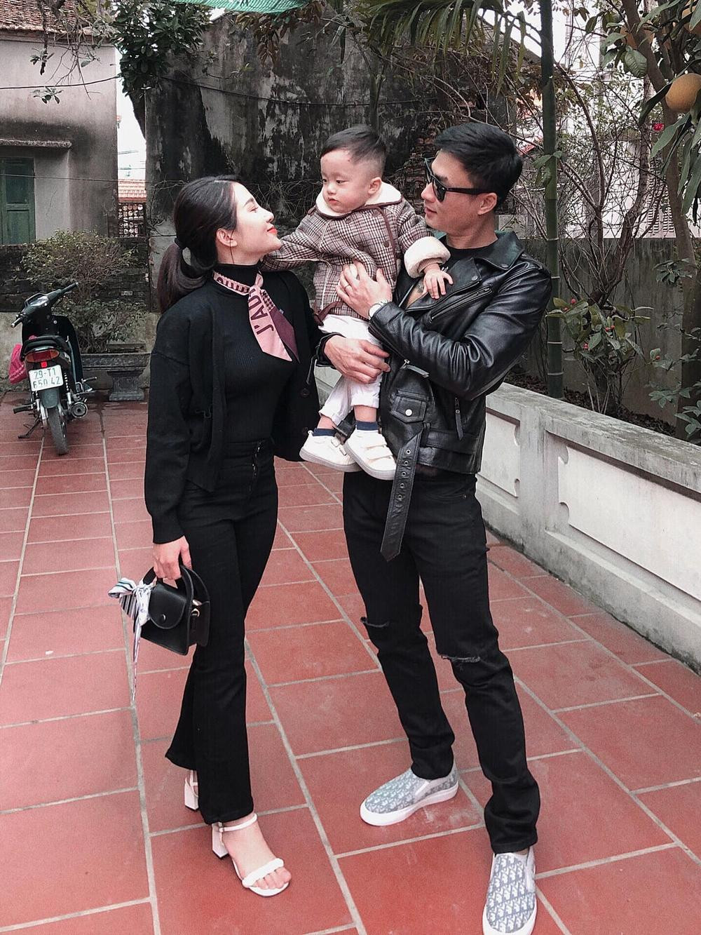 Anh hiện có cuộc sống hạnh phúc bên vợ và quý tử đầu lòng.