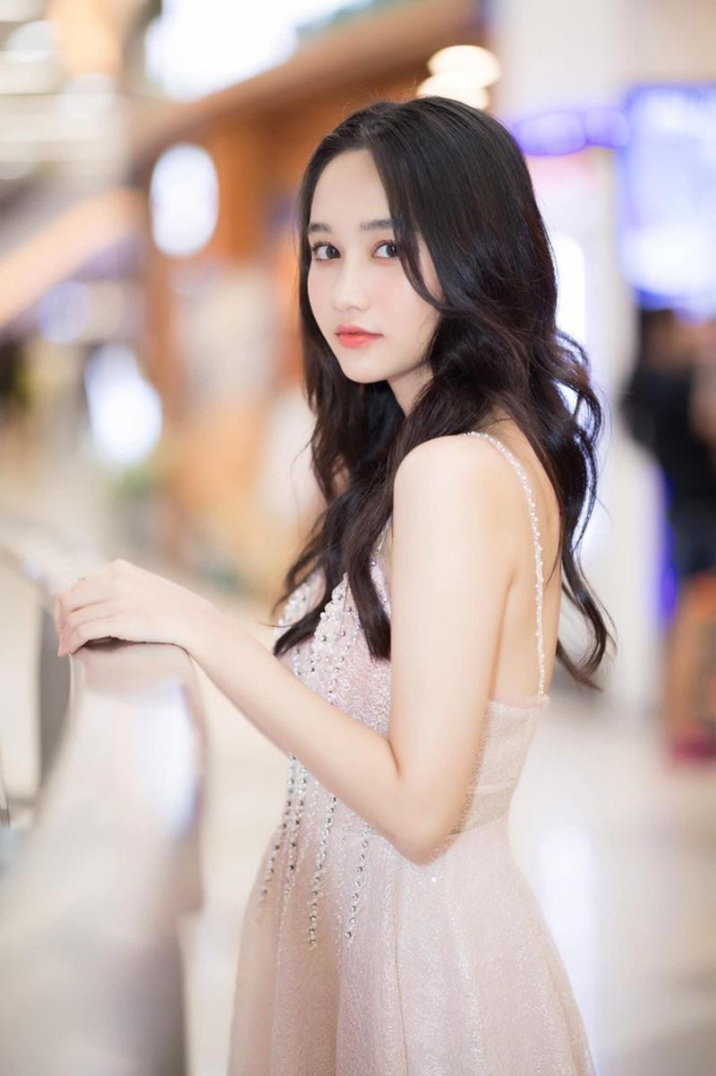 Hình ảnh Trúc Anh trước khi gặp vấn đề về thoái hóa khớp.