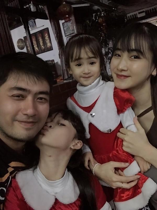 Bảo Anh đang có cuộc sống viên mãn bên vợ và hai công chúa nhỏ.
