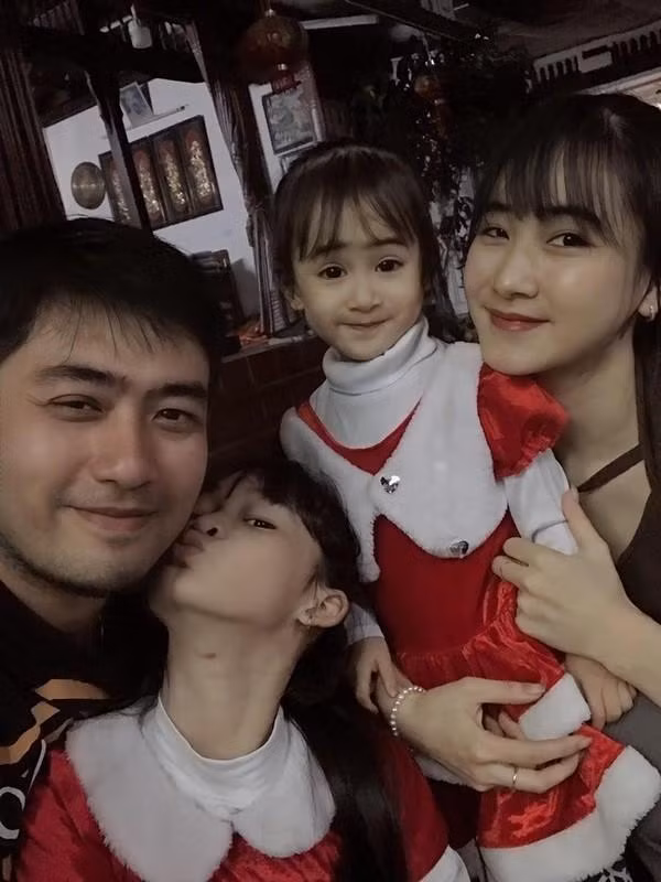 Bảo Anh đang có cuộc sống viên mãn bên vợ và hai công chúa nhỏ.