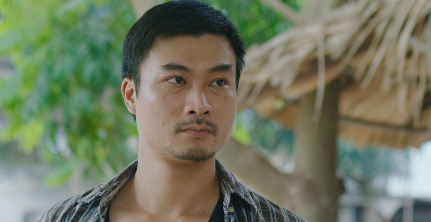 Với ngoại hình rắn rỏi và có phần &quot;bặm trợn&quot;, Duy Hưng chuyên trị những vai &quot;hổ báo&quot;.