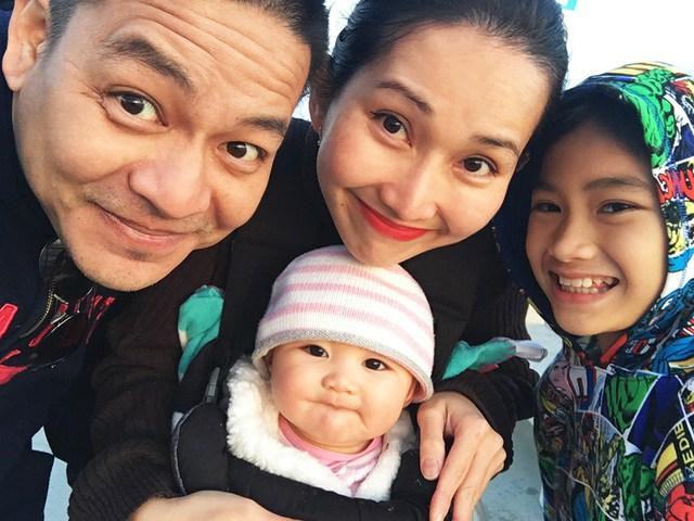 Tuy nhiên, khi sự nghiệp đang phát triển, Kim Hiền quyết định sang Mỹ định cư. Tuy nhiên, khi sự nghiệp đang phát triển, Kim Hiền quyết định sang Mỹ định cư.