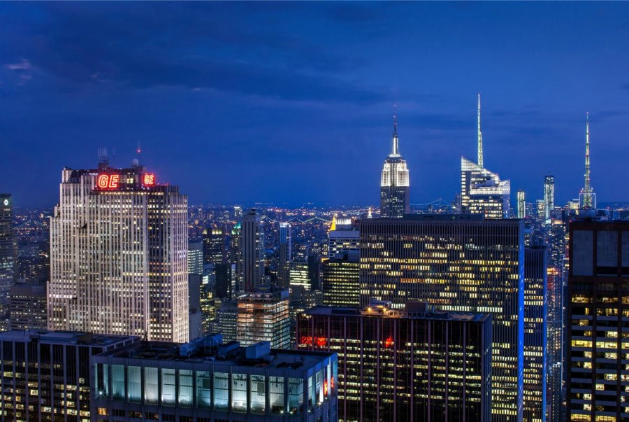 Penthouse này thậm chí còn nổi trội hơn so với One57 (căn hộ trong tòa nhà đang xây dựng và cũng có giá dự kiến 100 triệu USD) nhờ vào hành lang phía ngoài công trình, cho phép chủ nhân ngắm nhìn khung cảnh được rõ nét hơn