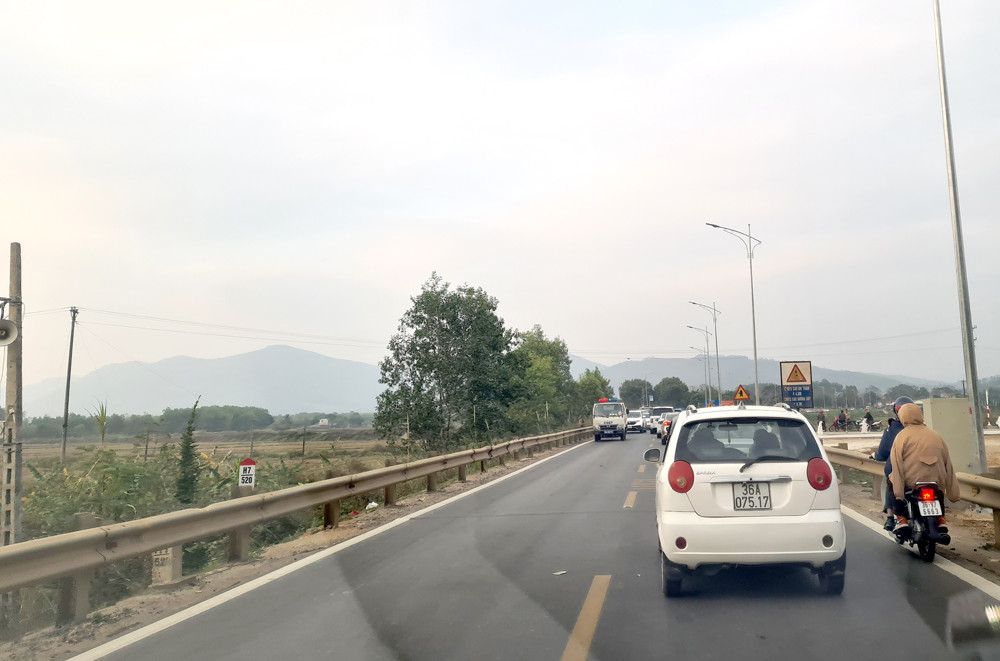 Tự ý tách dự án khỏi danh mục được duyệt, Cục Đường bộ bị yêu cầu rút kinh nghiệm và báo cáo lại. Tự ý tách dự án khỏi danh mục được duyệt, Cục Đường bộ bị yêu cầu rút kinh nghiệm và báo cáo lại.