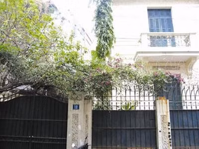 Hiện nay TP Hà Nội quản lý 970 biệt thự, trong đó có 163 biệt thự đã được bán trọn biển.
