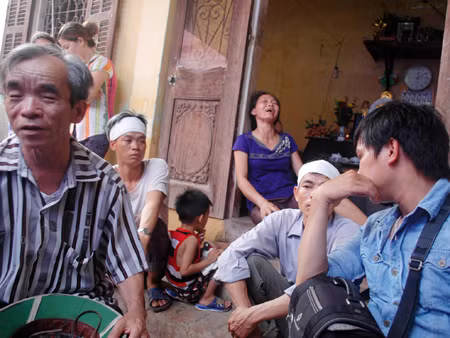 Người nhà nạn nhân đau xót trước mất mát quá lớn