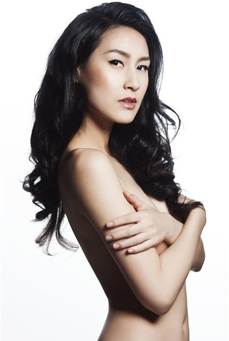 Loạt ảnh nude nóng bỏng mắt của mỹ nhân Việt ảnh 13