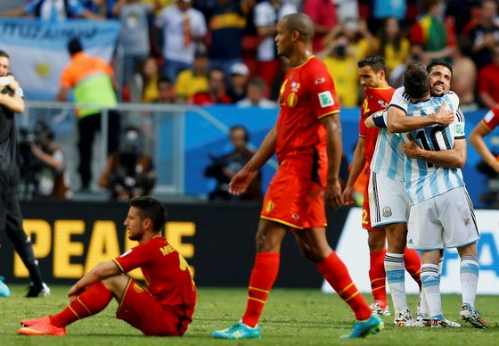 Hậu vệ Bỉ 'trù ẻo' Argentina sụp đổ trước Hà Lan ảnh 1
