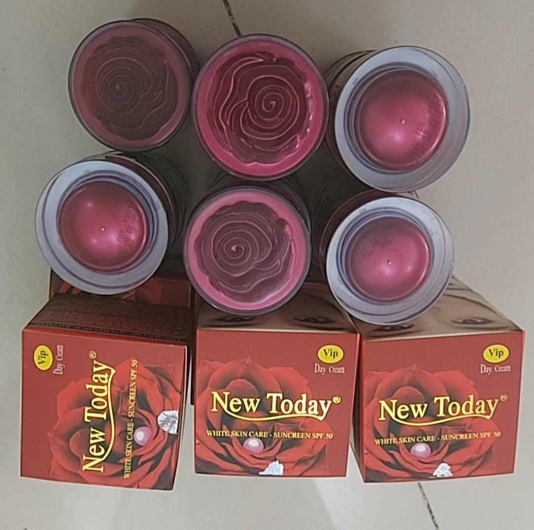 Nhãn sản phẩm không có thông tin về doanh nghiệp chịu trách nhiệm đưa sản phẩm ra thị trường theo quy định. Nhãn sản phẩm không có thông tin về doanh nghiệp chịu trách nhiệm đưa sản phẩm ra thị trường theo quy định.