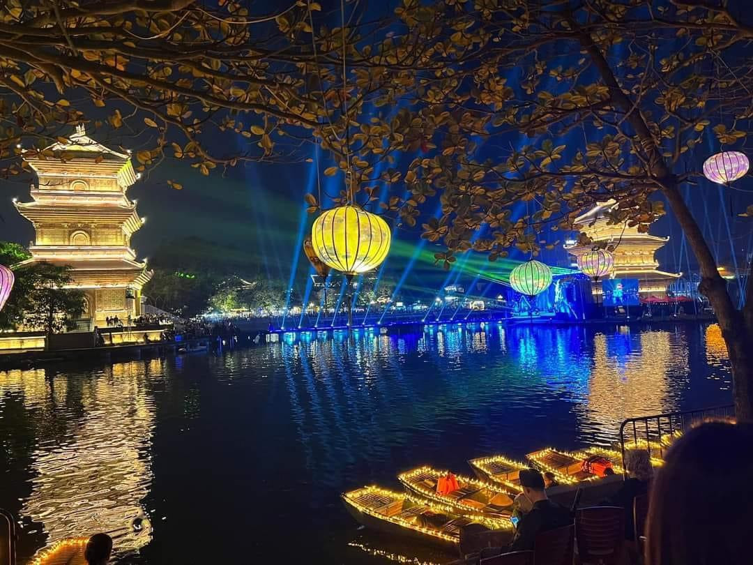 Khu vực núi Kỳ Lân. Khu vực núi Kỳ Lân.