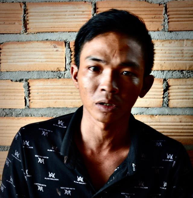 Anh Nguyễn Văn Chiến vẫn còn bàng hoàng sau vụ tai nạn. Anh Nguyễn Văn Chiến vẫn còn bàng hoàng sau vụ tai nạn.