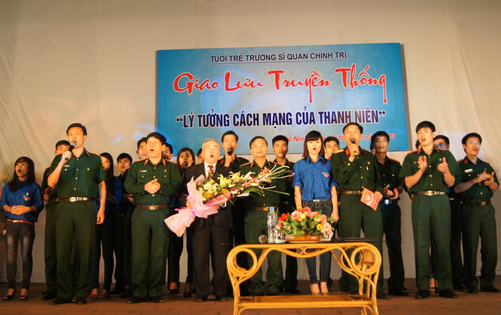 Quang cảnh buổi giao lưu