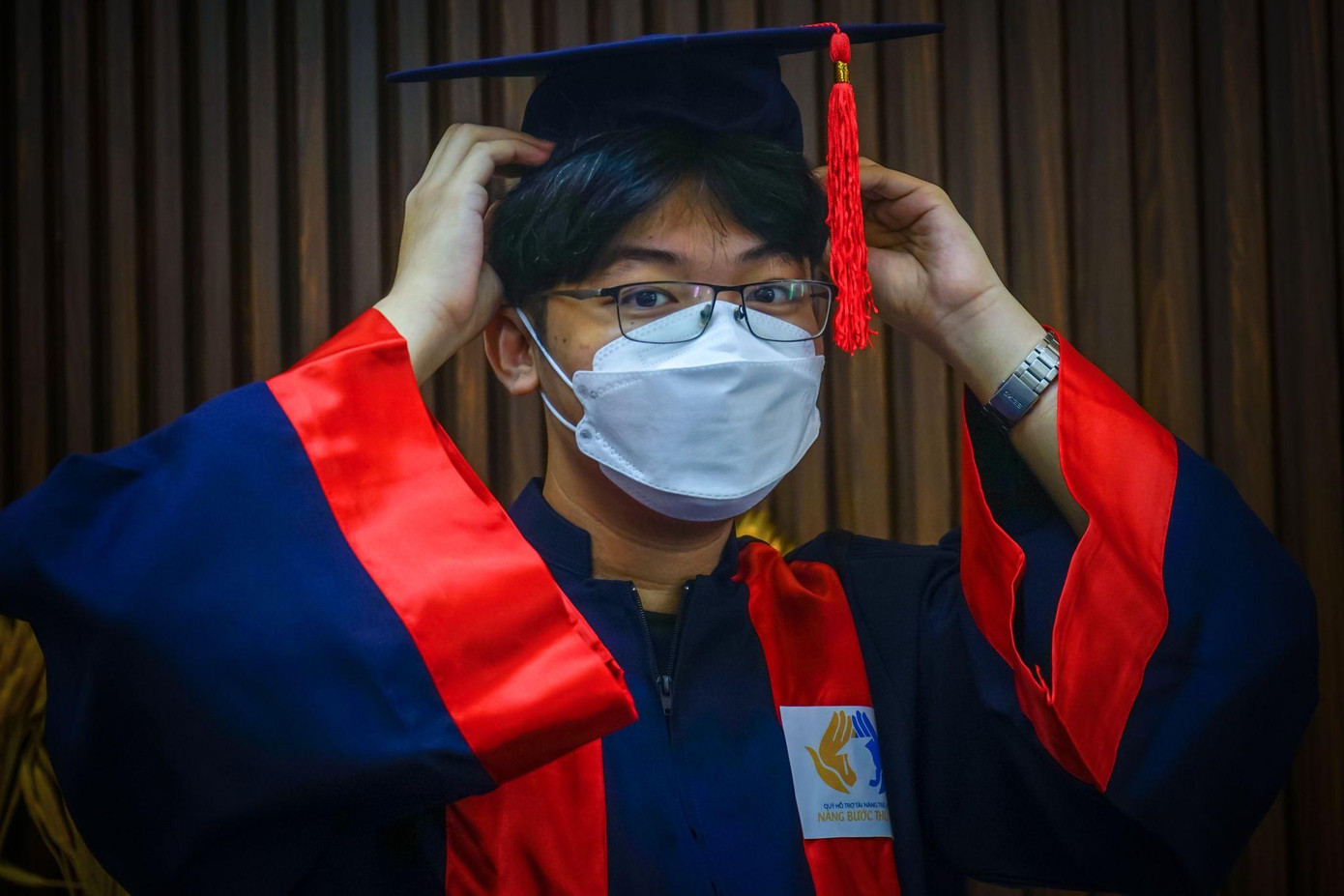 130 sinh viên nhận học bổng 'Nâng bước thủ khoa' ảnh 3