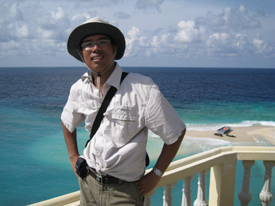 Nguyễn Xuân Thủy ở đảo An Bang, Trường Sa Ảnh: NVCC