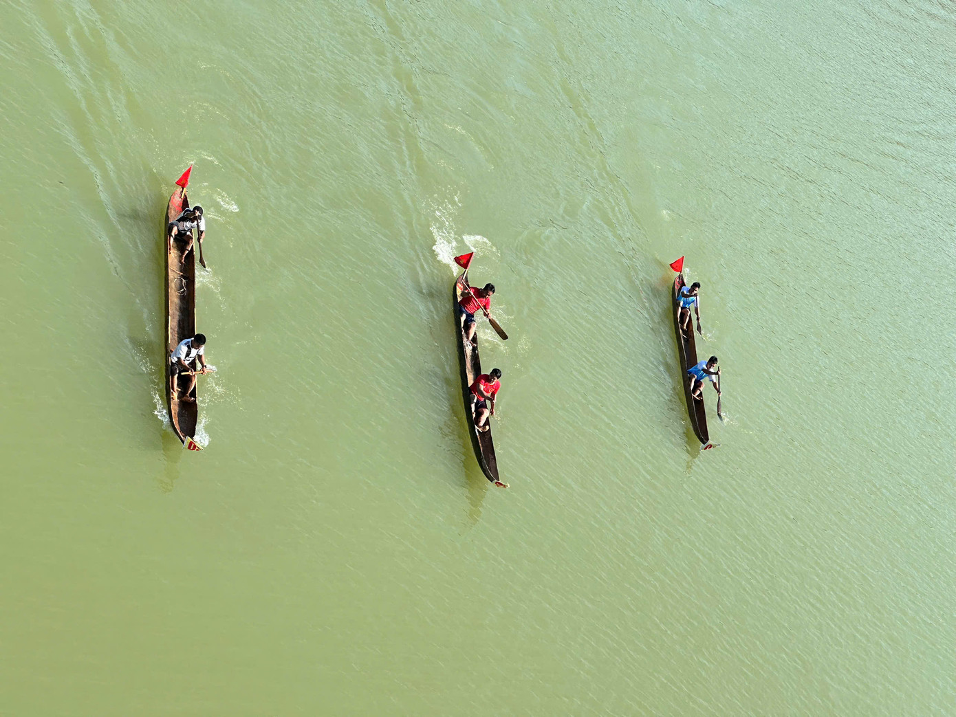 Những màn cạnh tranh khốc liệt đã tạo ra tính hấp dẫn cho giải đấu năm nay. Những màn cạnh tranh khốc liệt đã tạo ra tính hấp dẫn cho giải đấu năm nay.