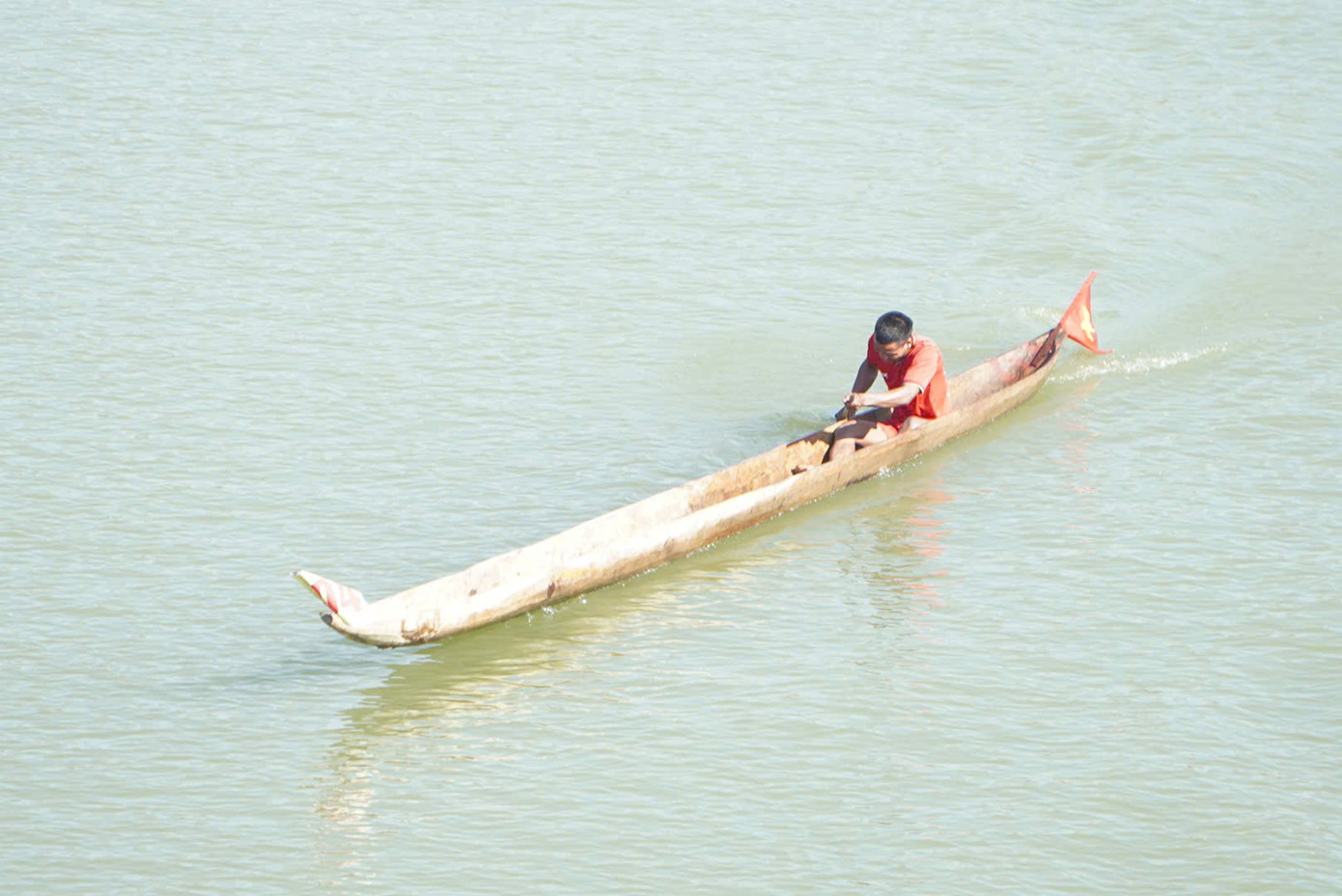 Khác với đua đồng đội, đua cá nhân đòi hỏi sự dẻo dai, khéo léo và bền bỉ của từng vận động viên. Khác với đua đồng đội, đua cá nhân đòi hỏi sự dẻo dai, khéo léo và bền bỉ của từng vận động viên.