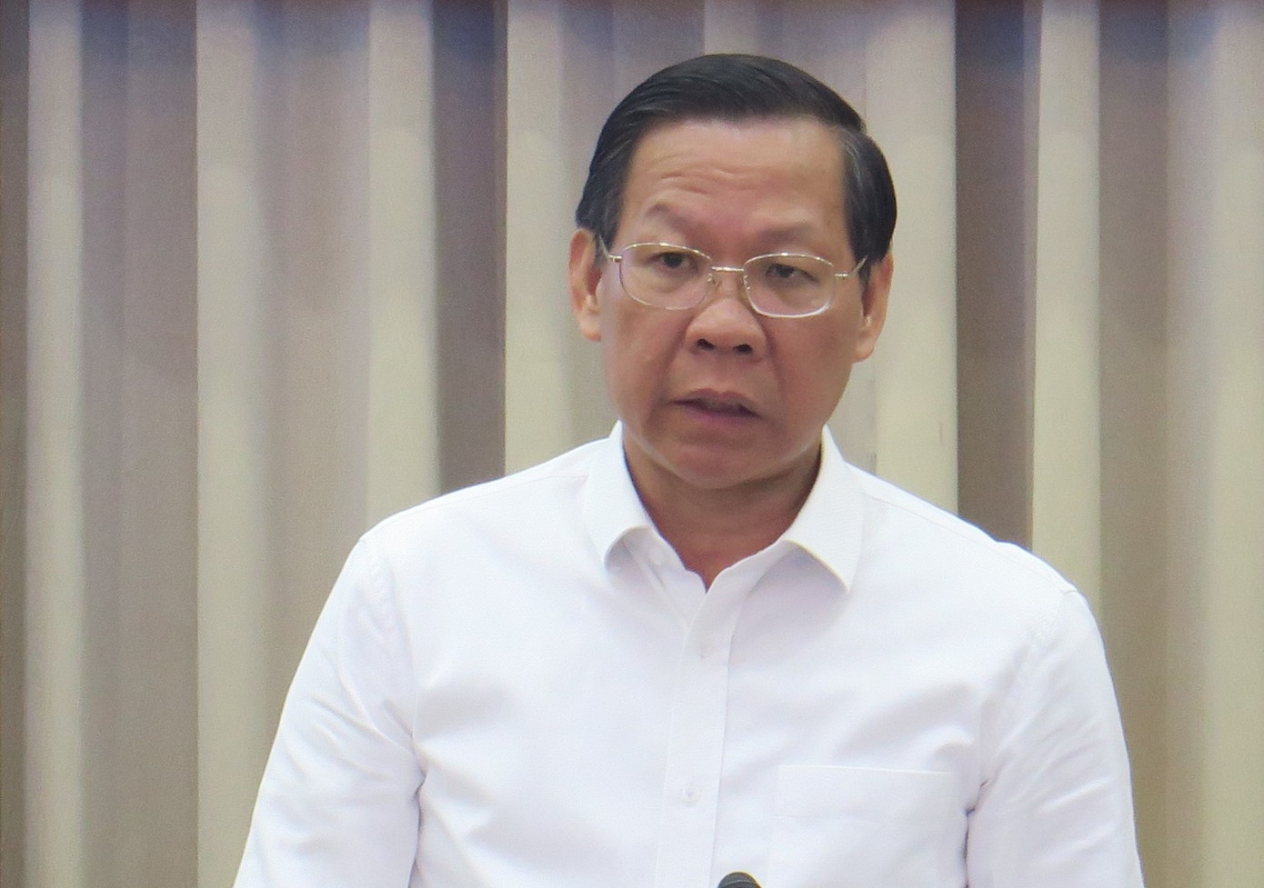 Chủ tịch UBND TPHCM Phan Văn Mãi. Chủ tịch UBND TPHCM Phan Văn Mãi.